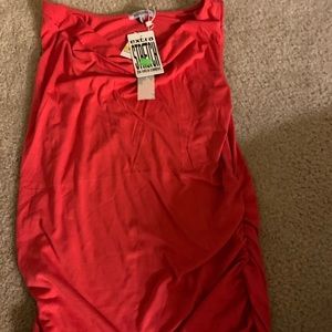 Maternity stretchy sleeveless shirt